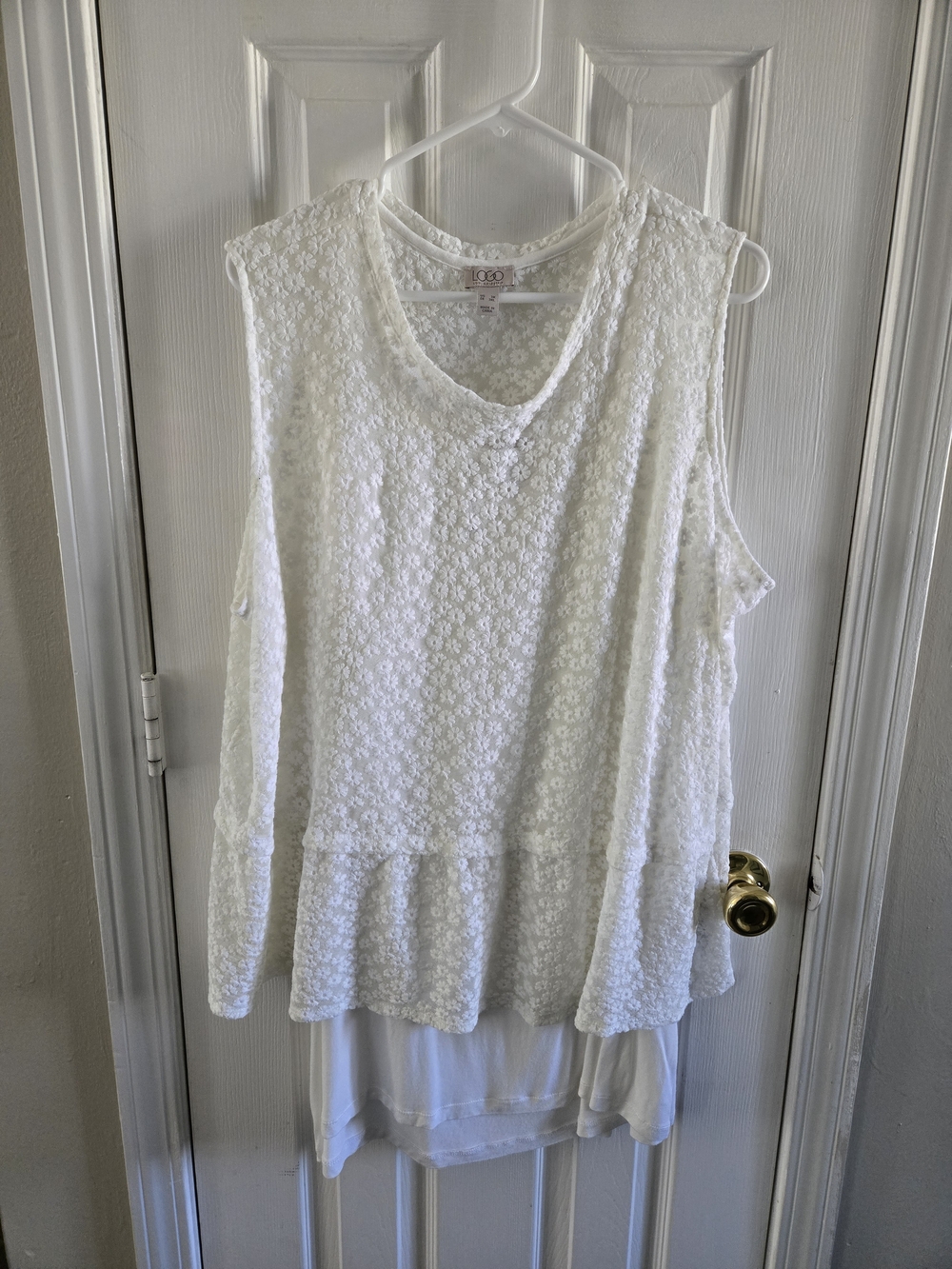 LOGO by Lori Goldstein White Lace Peplum Tank